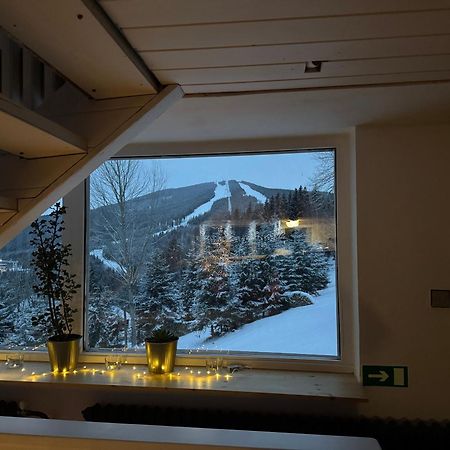 Hotel Horni Pramen Špindlerŭv Mlýn Eksteriør bilde