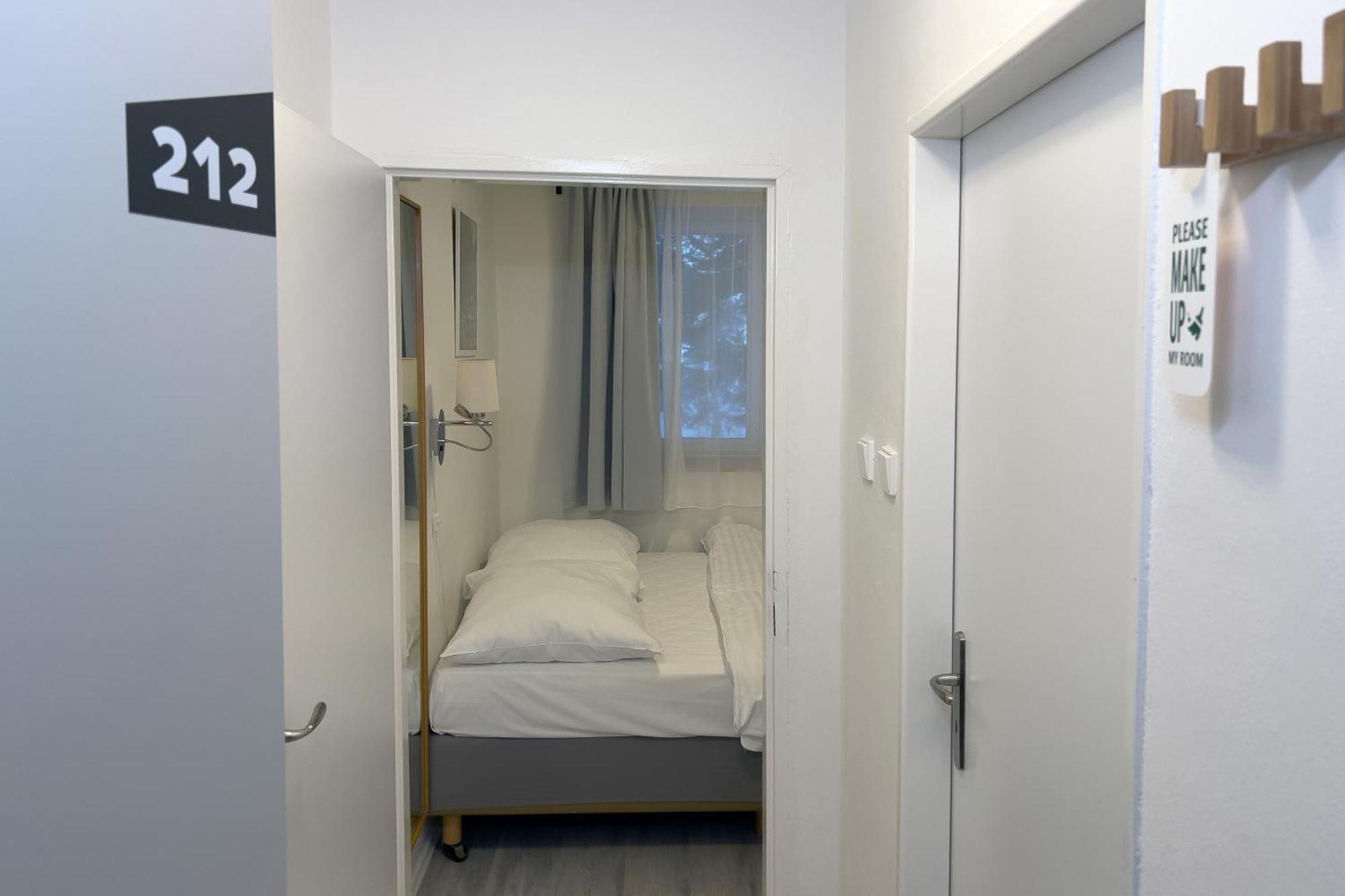 Hotel Horni Pramen Špindlerŭv Mlýn Rom bilde
