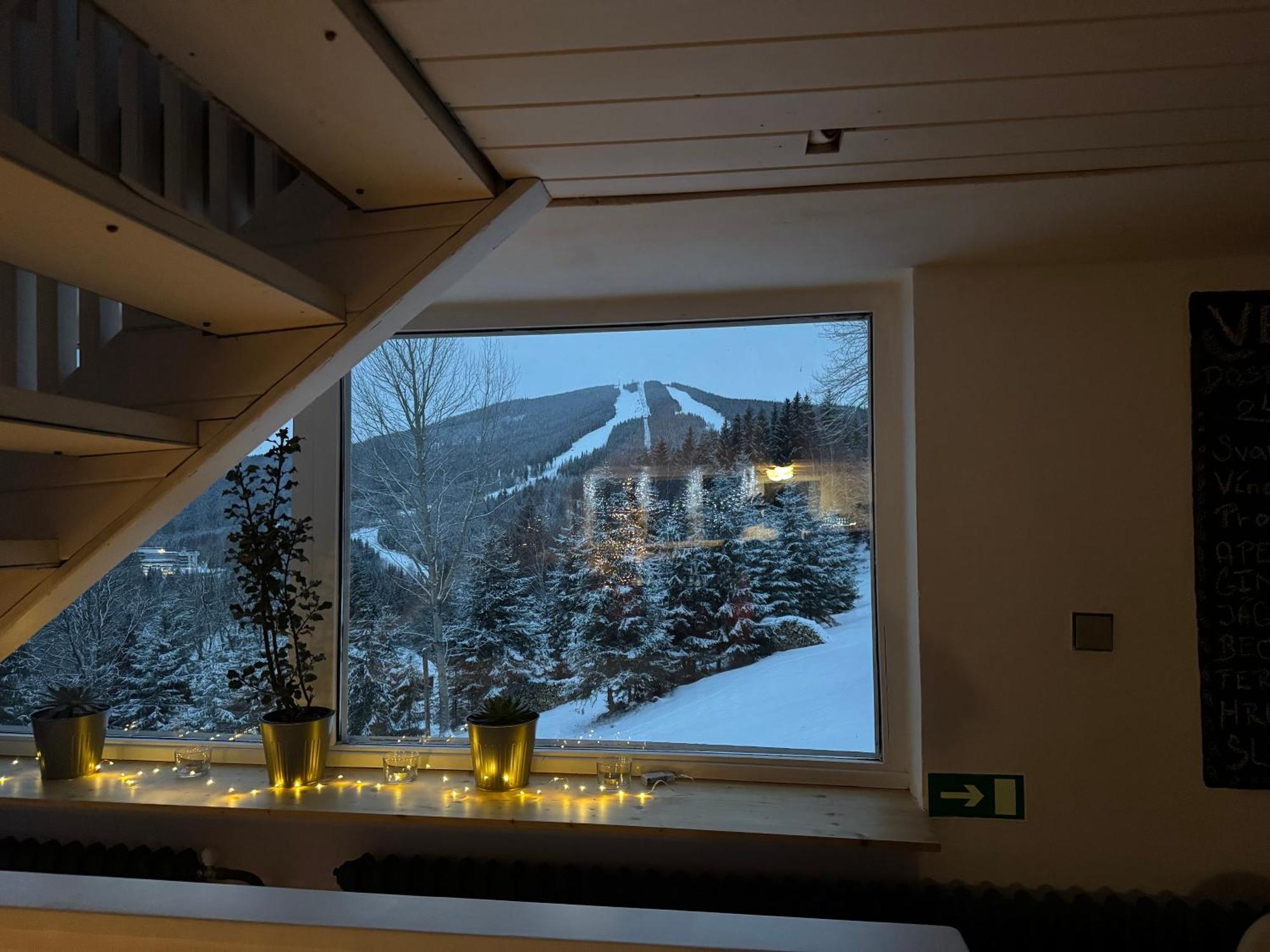 Hotel Horni Pramen Špindlerŭv Mlýn Eksteriør bilde