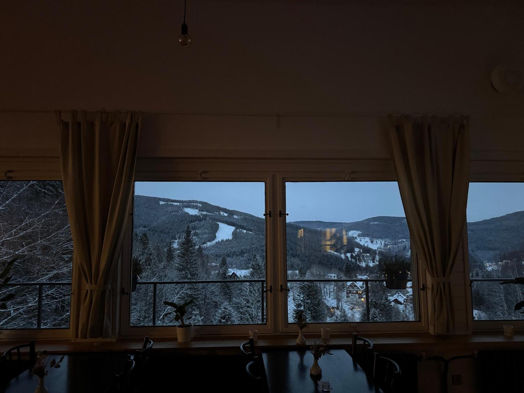 Hotel Horni Pramen Špindlerŭv Mlýn Eksteriør bilde